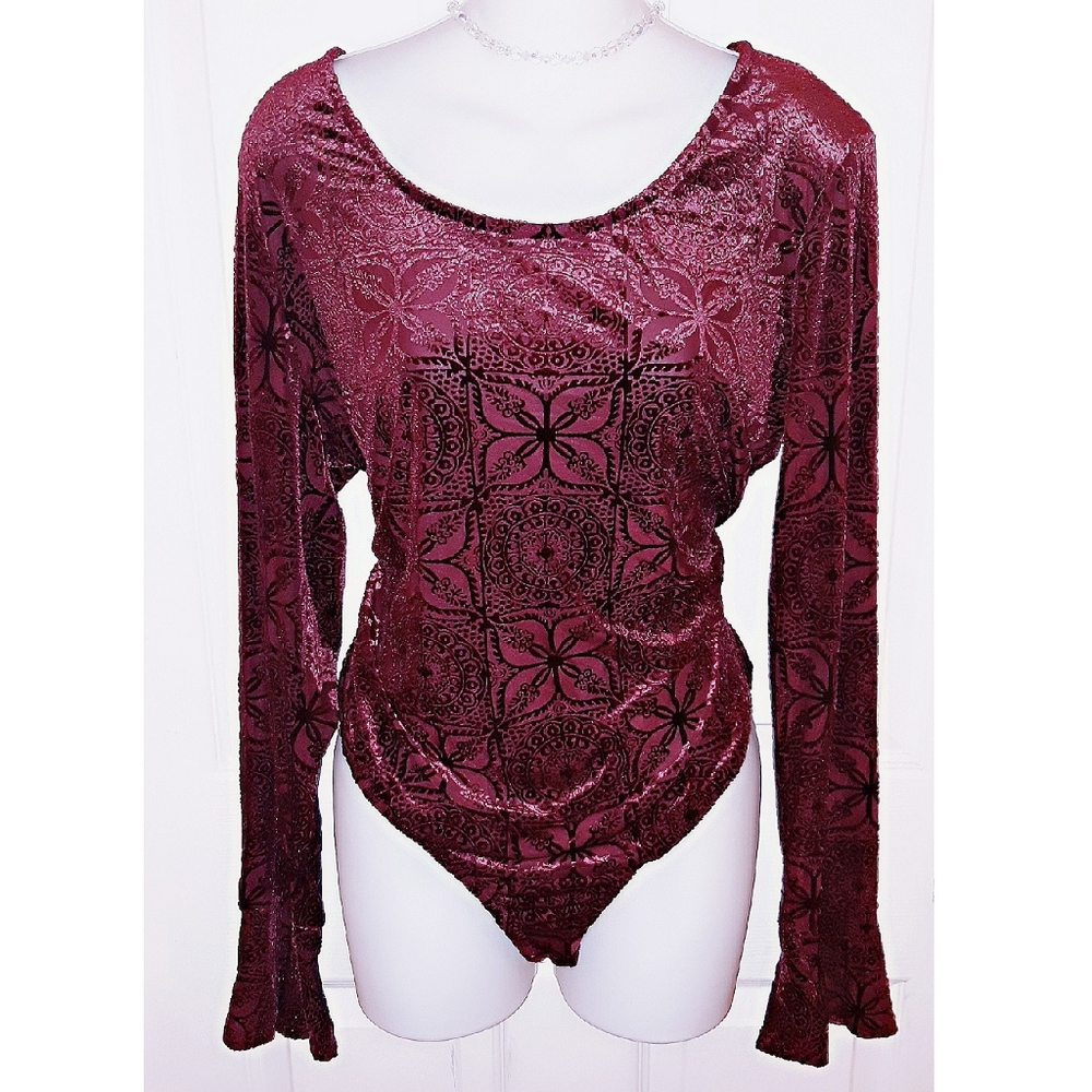 Burgundy Stretch Velvet Bodysuit 18/20